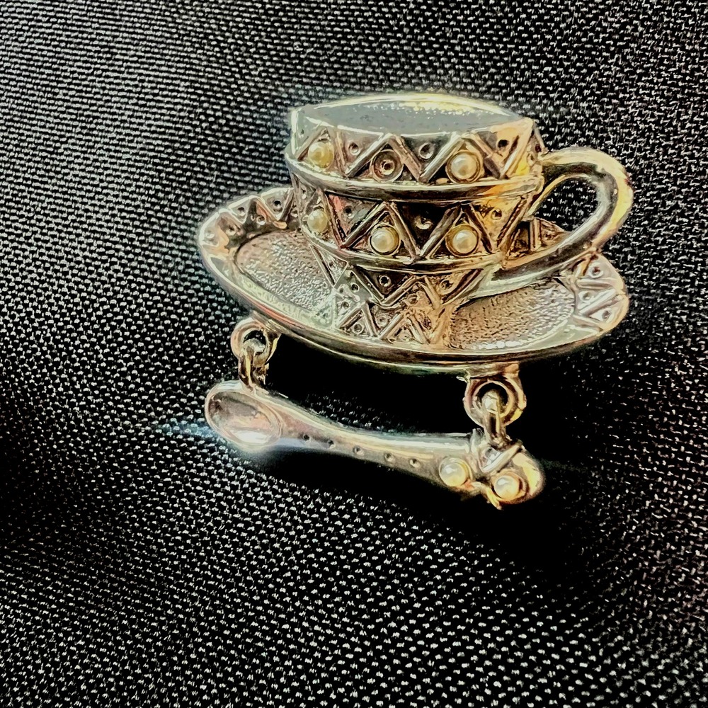 Danecraft Teacup Brooch Dangling Spoon Faux Pearls Silver‎ Cottagecore Vintage